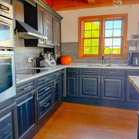 Villa Alpine-style In Exclusive Sotogrande Alto Guadiaro